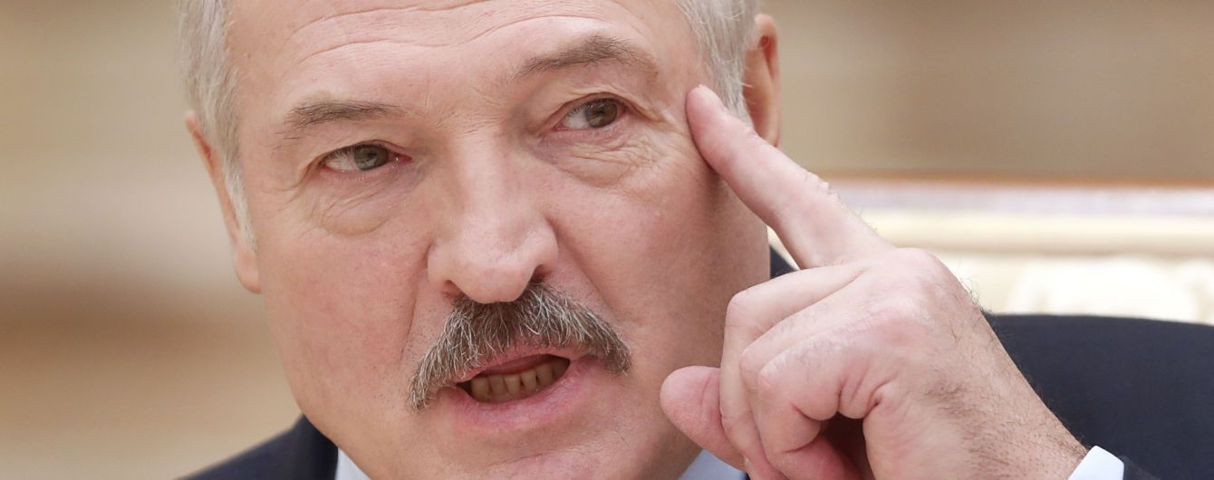 "Де ви таке бачили". Лукашенко поскаржився, що Путін пропонує його країні нафту за завищеними цінами