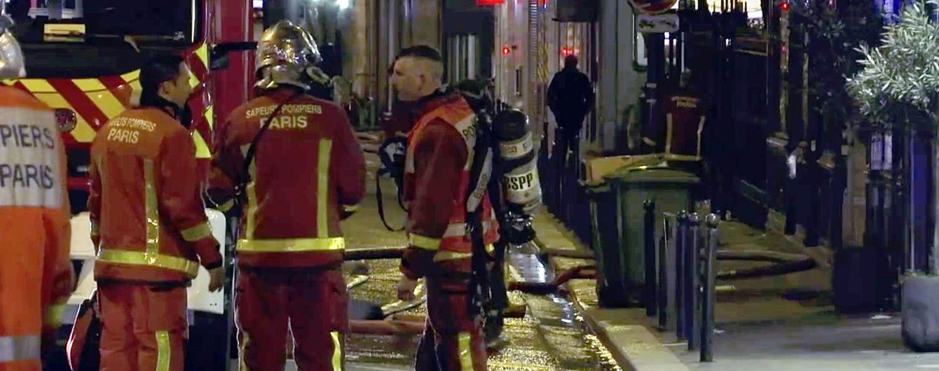 В Париже в результате пожара в жилом доме погибли семь человек, десятки раненых