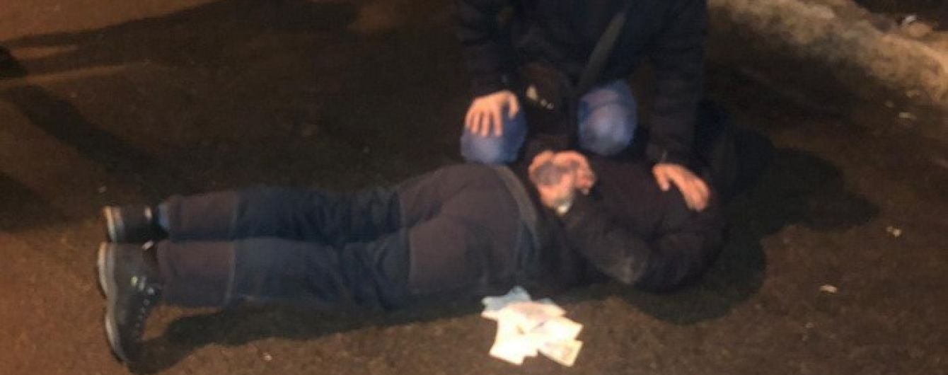 В Киеве на взятке поймали руководителя филиала концерна Минобороны