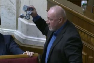 У штабі Гриценка розповіли про виявлення прослуховування