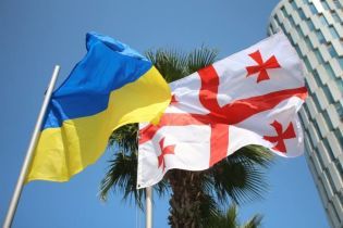 Стало відомо, коли українці зможуть їздити до Грузії за ID-картками