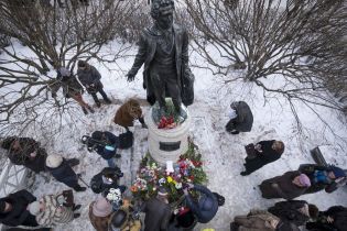 Російський депутат хоче розібратися у смерті Пушкіна