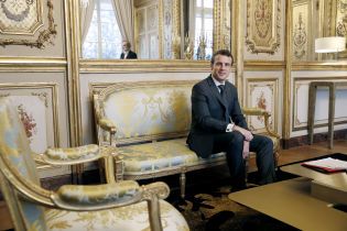 "Росія – це європейська країна": Макрон розповів Путіну про радість від повернення РФ до Ради Європи