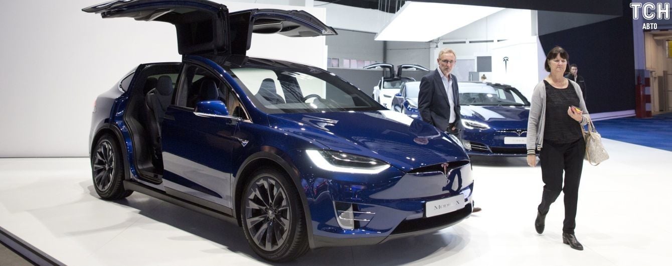 Tesla выпустит удешевленные Model S и Model X