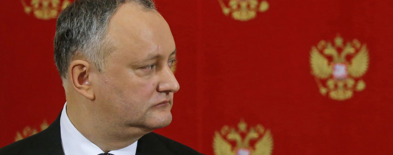 Президент Молдови привітав Зеленського з перемогою і домовився про зустріч