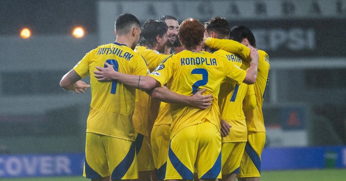 Збірна України з футболу