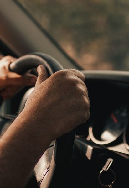 Чому автомобільна пічка не працює після прогрівання двигуна: основні причини