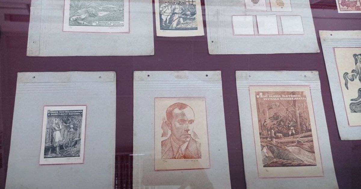 У Тернополі викопали у бідонах архів ОУН