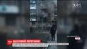 В Харькове случайный прохожий спас из пожара маленького мальчика и дедушку