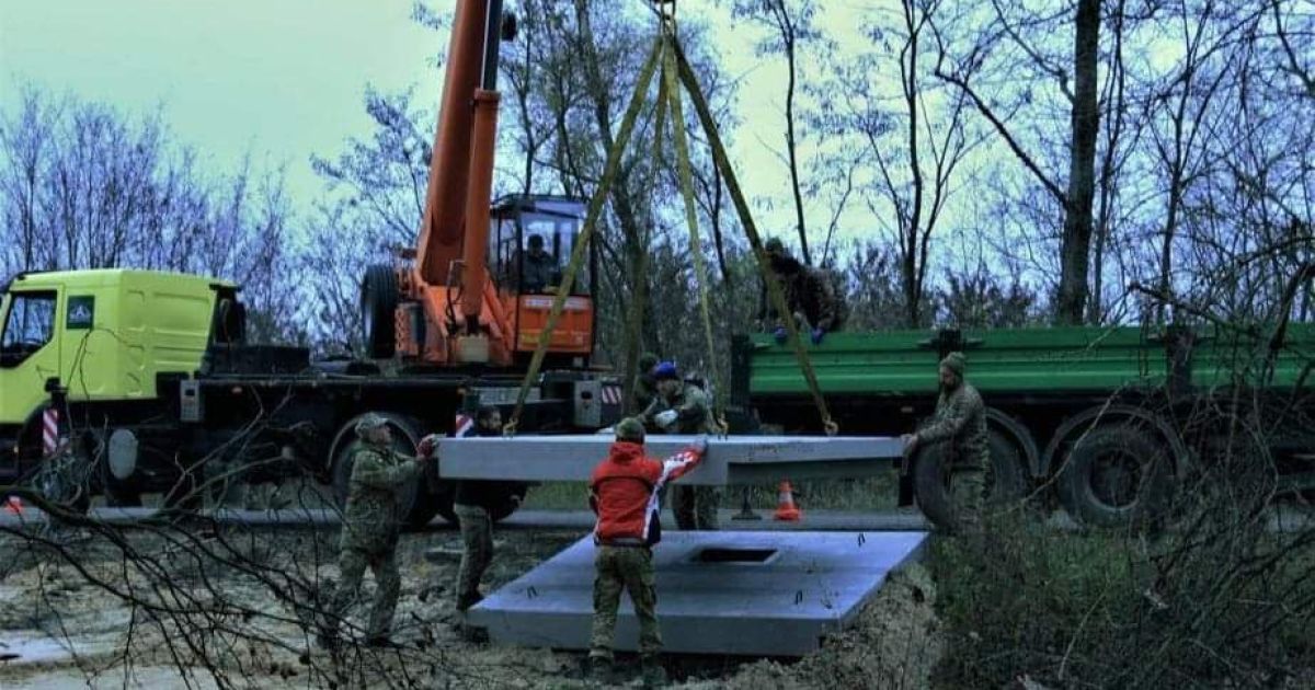 Враховують досвід попереднього вторгнення: у Києві та області укріплюють фортифікаційні споруди (фото)