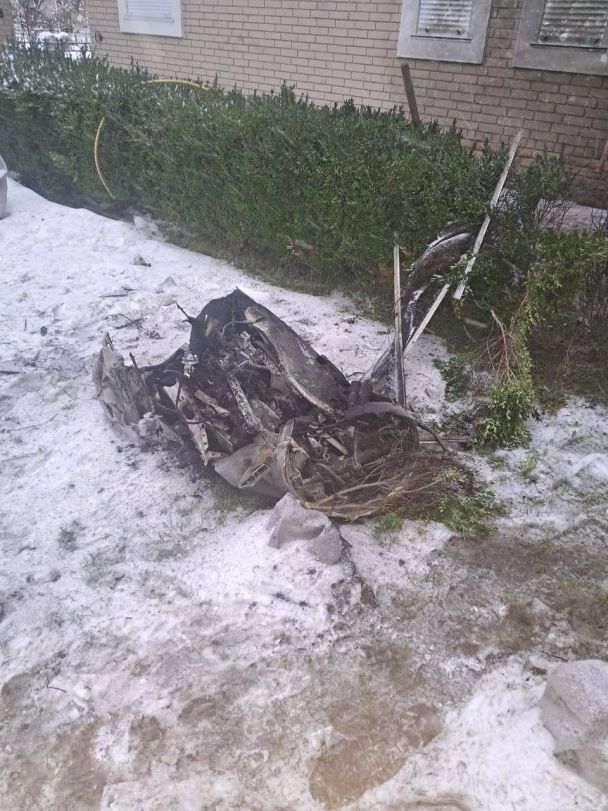 Разрушение в Киевской области в результате падения обломков ракет / © МВС Украины в Telegram