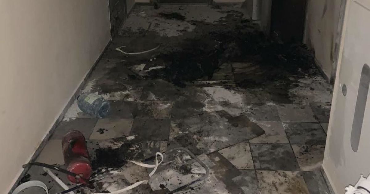 У Києві колишній депутат спалив дружині авто і намагався спалити квартиру