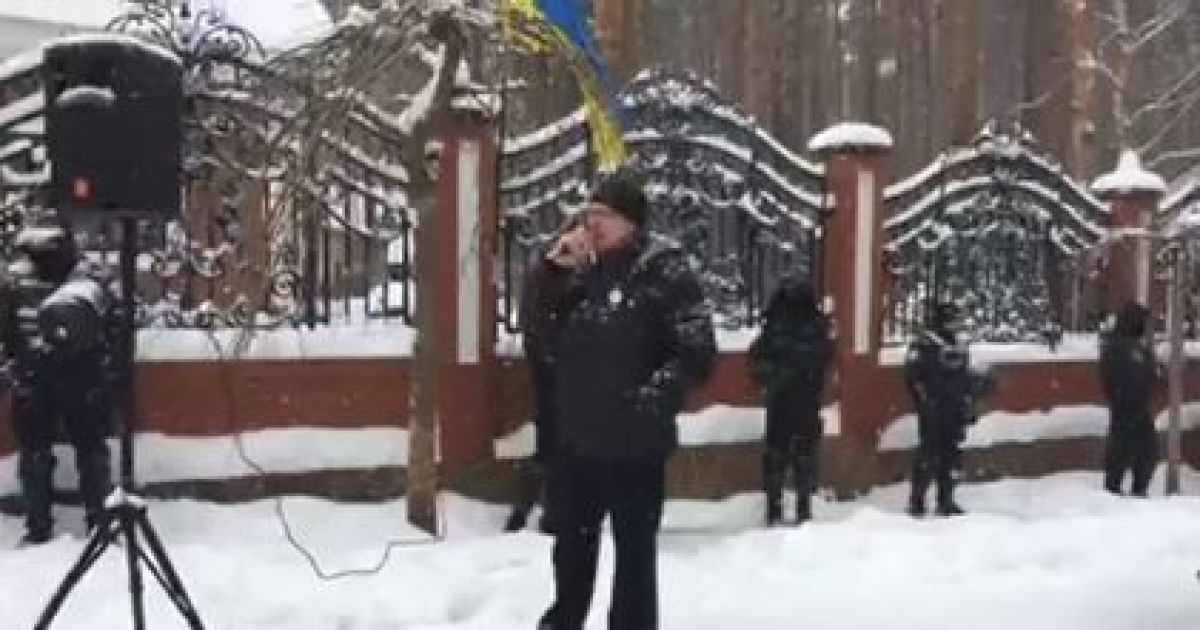 Соратники Саакашвілі влаштували автомобільний пробіг до будинку генпрокурора 