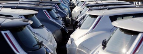 Украину заполняют подержанные электрокары. Какие модели самые популярные
