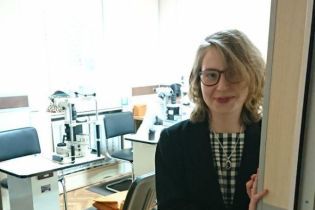 Ксенія стрімко втрачає зір і лікарі не можуть знайти причини