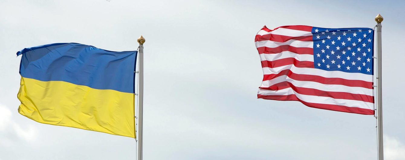 Американские сенаторы прибыли в Украину говорить о сотрудничестве