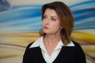 Любит классику: Марина Порошенко продемонстрировала сдержанный аутфит