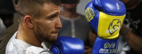 Російський боксер висловив захоплення Ломаченком: Він демонструє таку перевагу, що дивишся і дивуєшся