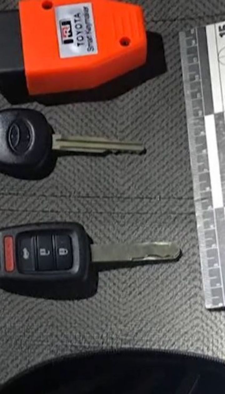 У Києві затримали банду, яка за три роки поцупила понад півсотні елітних авто