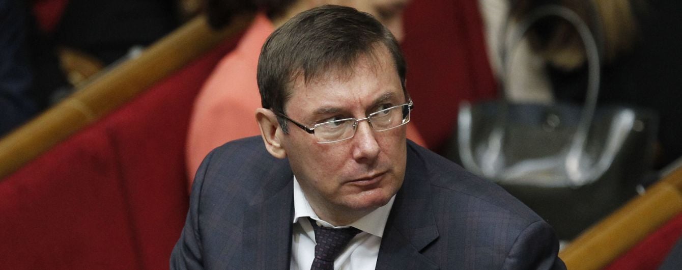 Луценко прокомментировал намерения Януковича вернуться в Украину