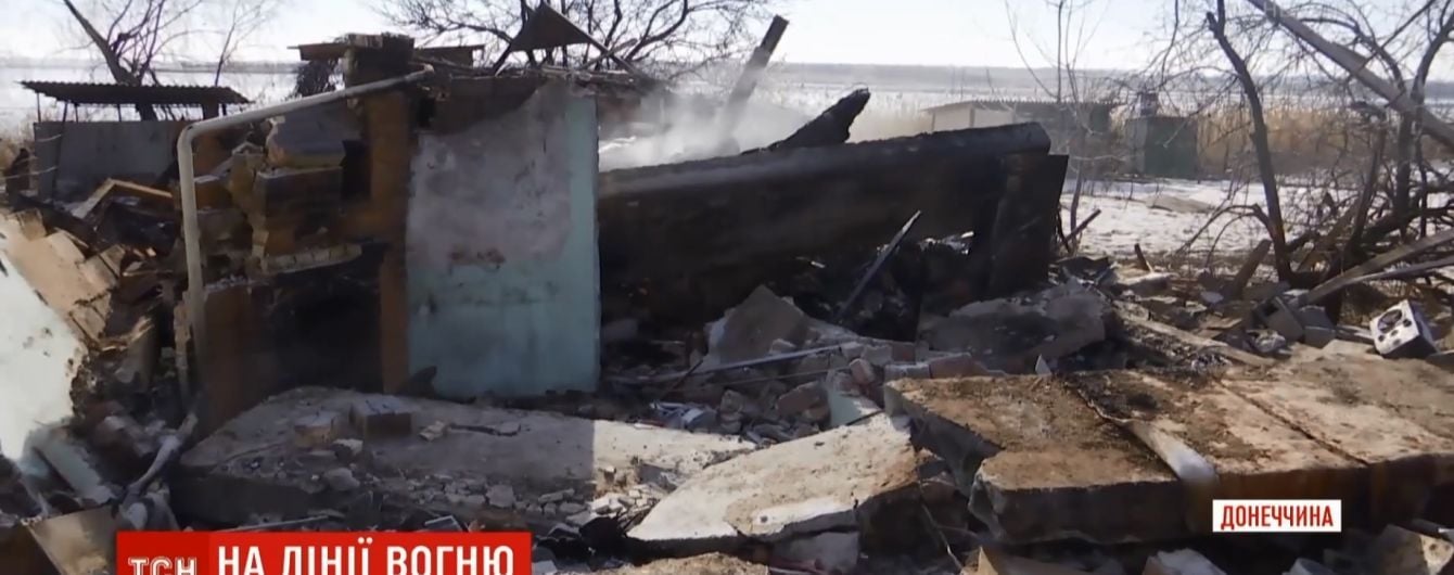 "Все згоріло": будинок мирного жителя у Новолуганському розстріляли з новітньої російської зброї