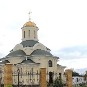 У Запоріжжі троє осіб намагалися підпалити храм Московського патріархату. СБУ розслідує як теракт