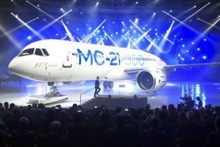 Росія не може запустити виробництво "новітнього" літака через санкції