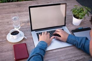 В уряді запевнили, що посилення правил для ФОПів не зачепить ITівців та фрілансерів
