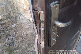 В Одесской области неизвестные разгромили предвыборный штаб Порошенко