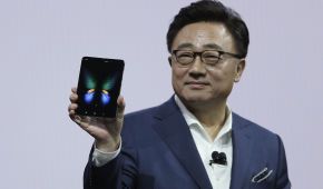 Революція від Samsung: компанія представила смартфони з терабайтом пам'яті та екраном, що гнеться
