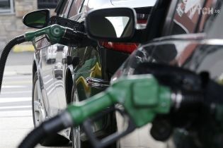 Вартість пального в Україні подорожчала: яка наразі його ціна