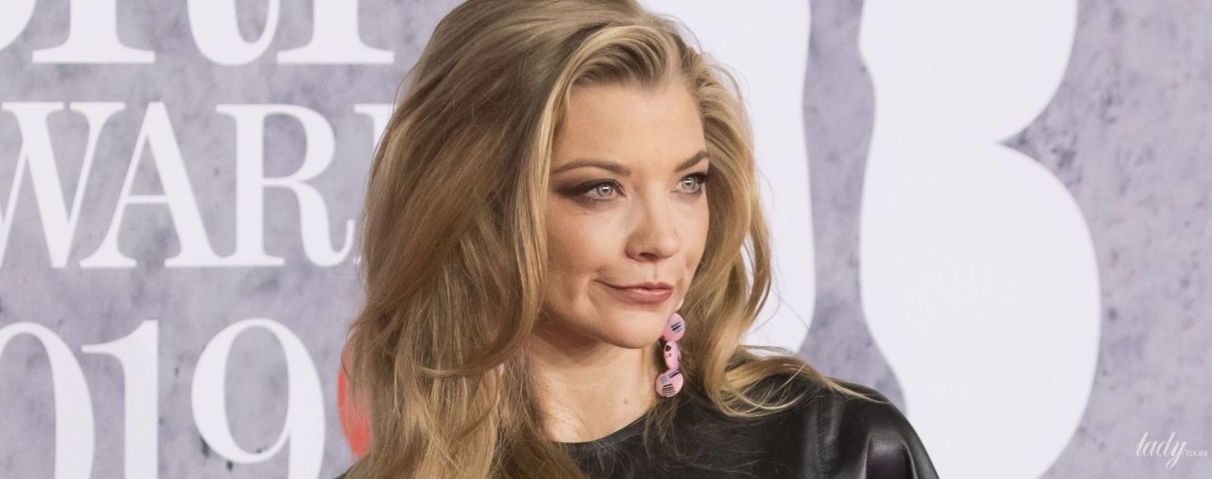 С корабля на бал: звезда "Игры престолов" пришла на Brit Awards в неуместном наряде