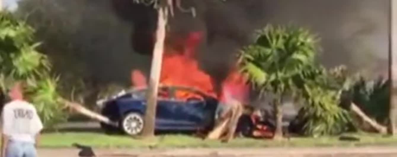 Во Флориде водитель Tesla погиб в охваченной огнем машине – свидетели говорят о фатальной неисправности электрокара