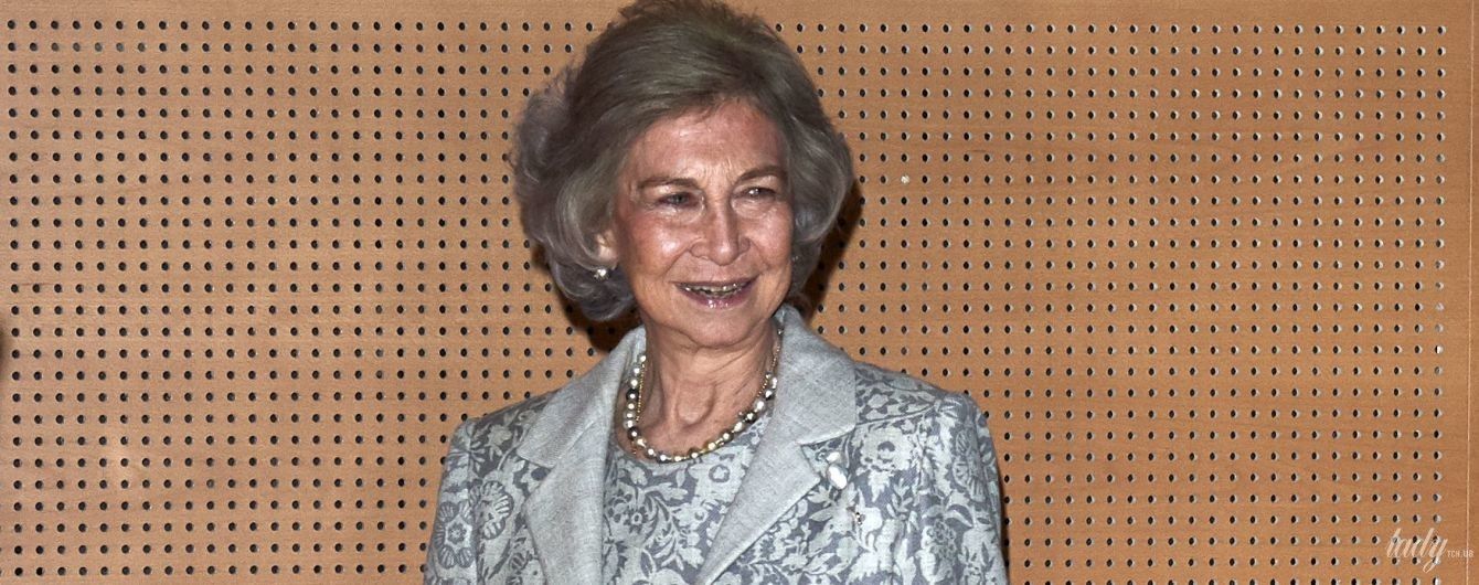 Голубой ей к лицу: 80-летняя королева София посетила торжественную церемонию