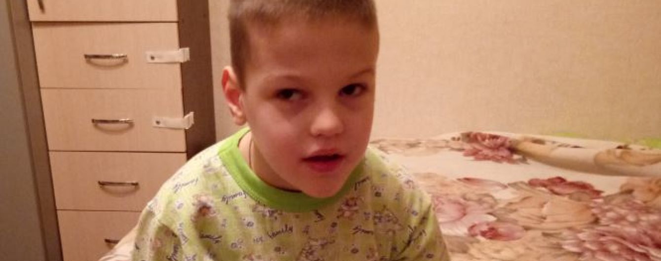 Операція за кордоном і посилена реабілітація можуть подарувати Сашку шанс на життя