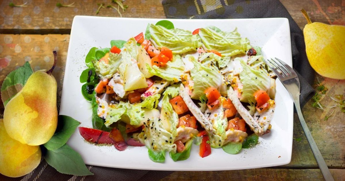 Салат из пекинской капусты с курицей и грушей Кулинария