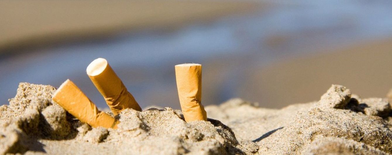 В Италии впервые запретят курить на пляже