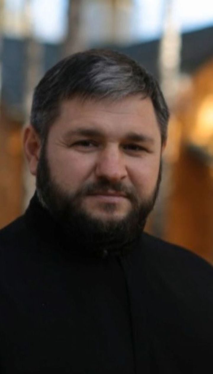 СБУ вилучила арсенал зброї та антиукраїнську літературу в охоронній фірмі диякона УПЦ МП