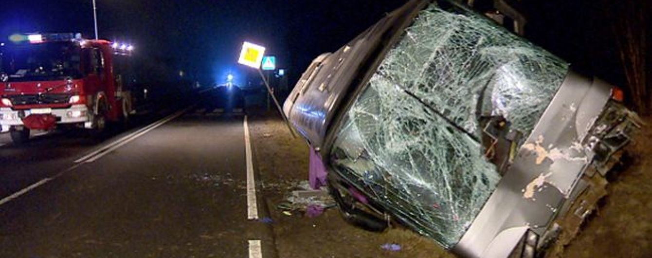 У Польщі автобус з українцями потрапив у смертельну ДТП