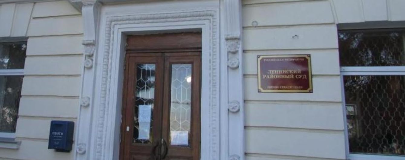 "Суд" в аннексированном Крыму продлил арест фигуранту "дела Хизб ут-Тахрир"
