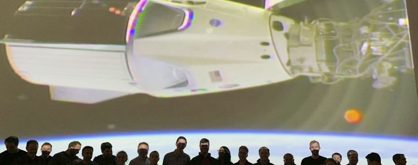 Космічний корабель Crew Dragon здійснив стикування з МКС