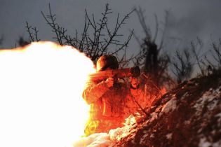 Украинские военные уничтожили позицию боевиков "Прыщ" на Светлодарской дуге. Волонтер обнародовал видео