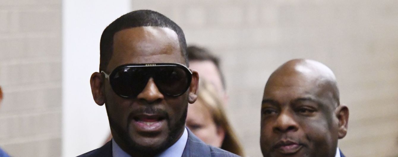 Не только за изнасилование: певец R. Kelly снова попал в тюрьму