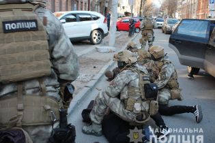 У центрі Дніпра зі стріляниною затримали кримінального авторитета "Арійця"
