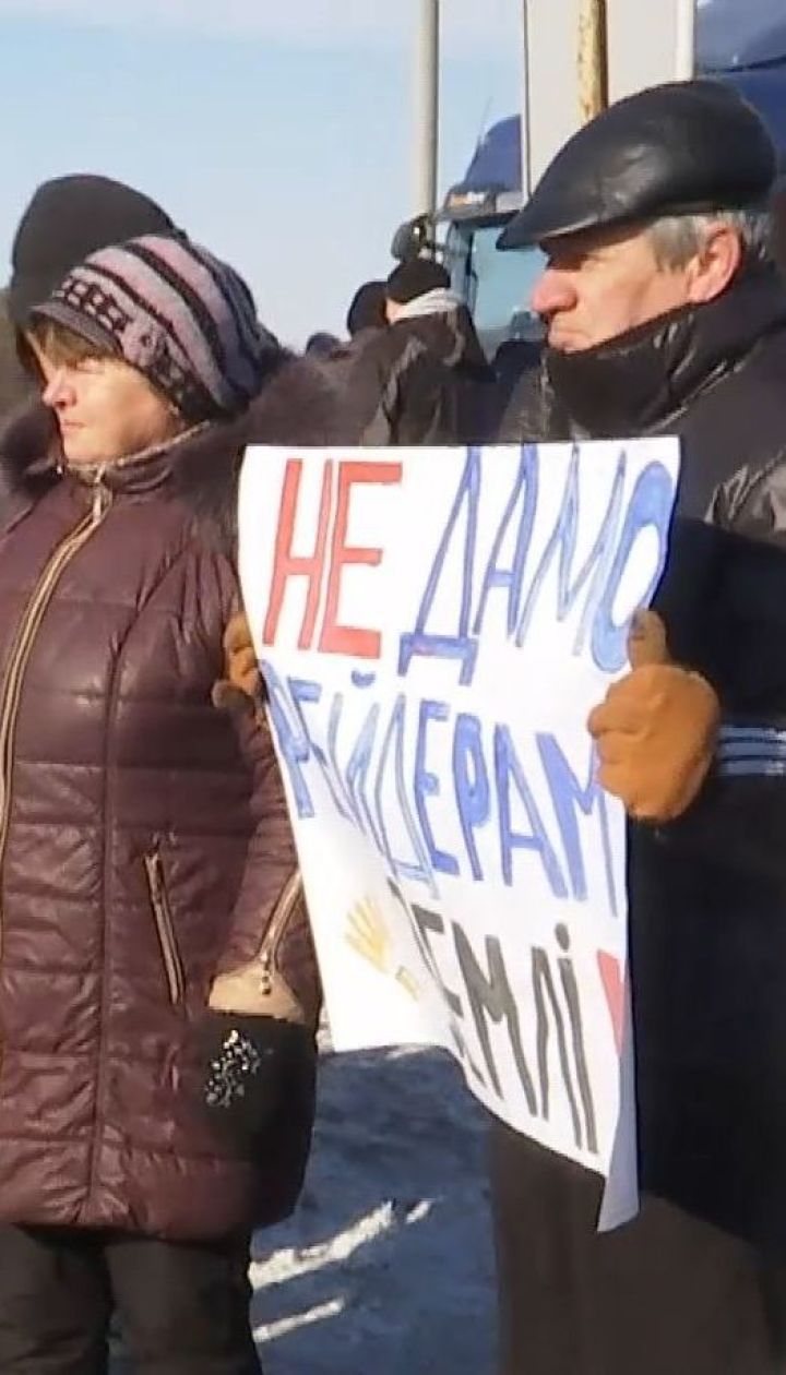 Рейдери переписали три фірми київського аграрія на підставних осіб