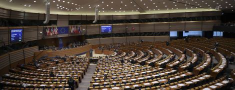 Первые результаты выборов в Европарламент: правые пока не оправдывают щедрых авансов