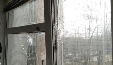 Здание Голосеевского суда обстреляли из огнестрельного оружия