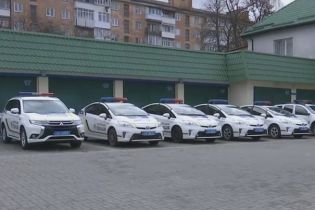 У Чернівцях водій-порушник під час складання протоколу напав на копа