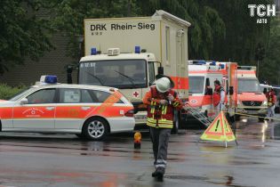 В Германии оштрафовали на 23 тысячи евро не пропустивших скорую водителей