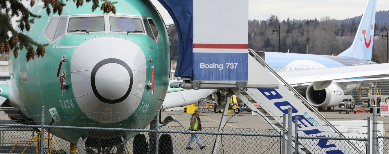 "Безопасность в приоритете". Boeing рекомендует приостановить полеты всего авиапарка самолетов модели 737 Max